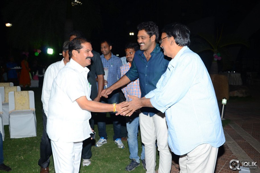 Ajay-Son-Dheeran-1st-Birthday-Celebrations-2014